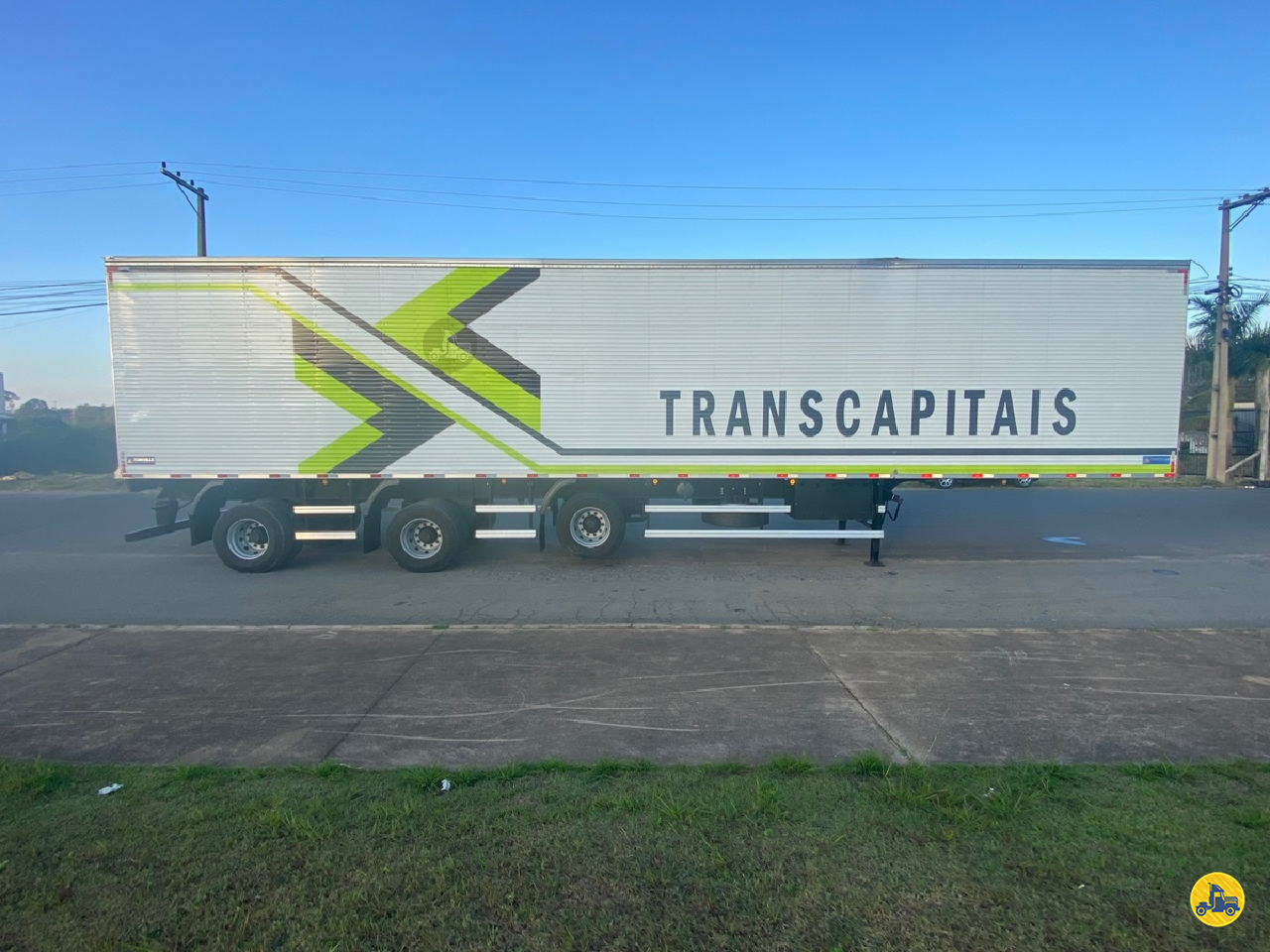 CARRETA SEMI-REBOQUE BAU FURGÃO Tim Carretas LIMEIRA SÃO PAULO SP
